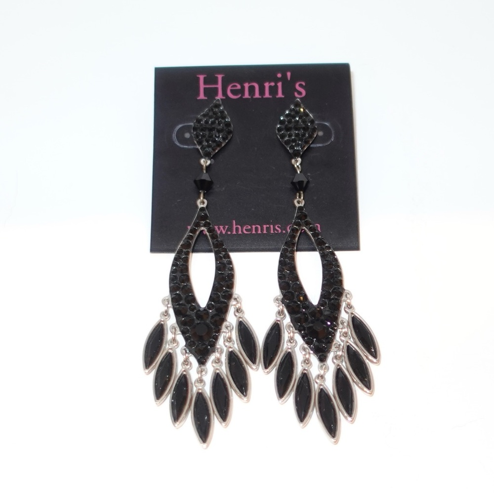 NWT Black Stefanie Somers Earrings